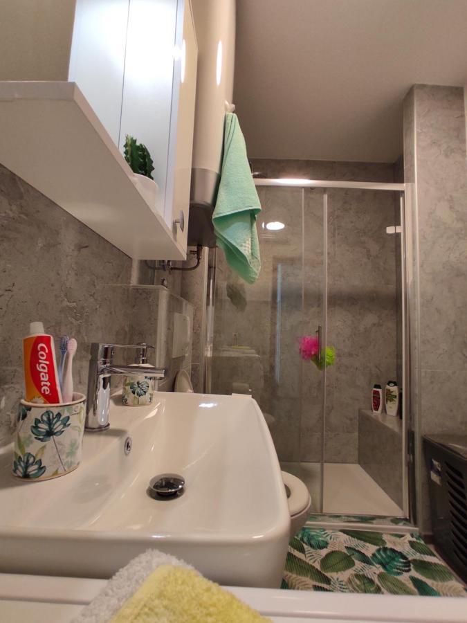 Apartment Ravnice 오미스 외부 사진